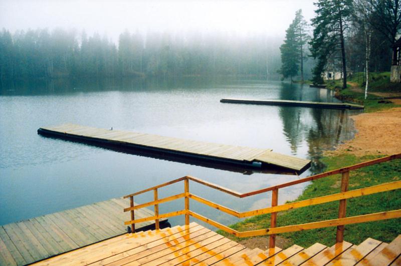 File:Nelijärve_Purgatsi järv.jpg